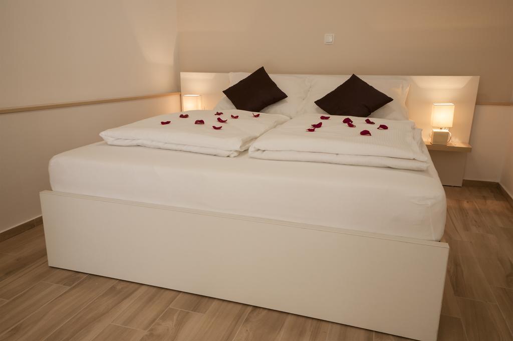 Guest House Bulevar Zadar Exteriör bild